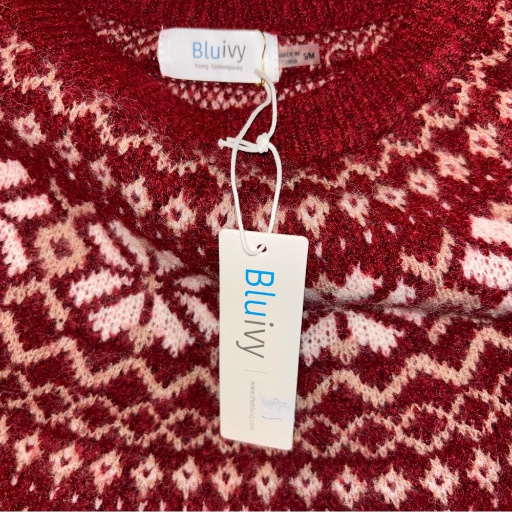 Bluivy Red Fair Isle Sweater Size S/M Nordic Snowflake Cozy Winter Pullover NWT - Picture 2 of 5